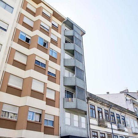 Elegant Studio W/ Ac & Balcony By Lovelystay OOporto Esterno foto