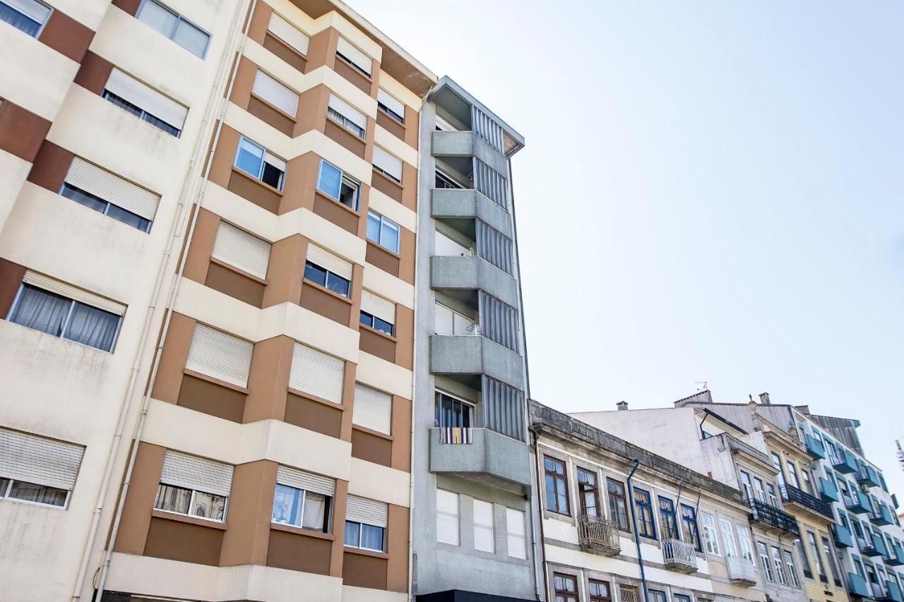 Elegant Studio W/ Ac & Balcony By Lovelystay OOporto Esterno foto