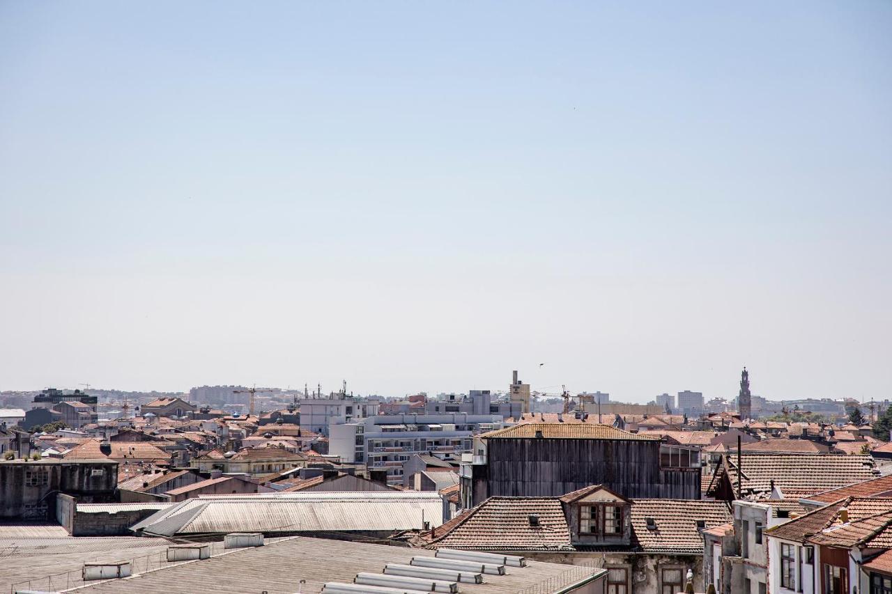 Elegant Studio W/ Ac & Balcony By Lovelystay OOporto Esterno foto